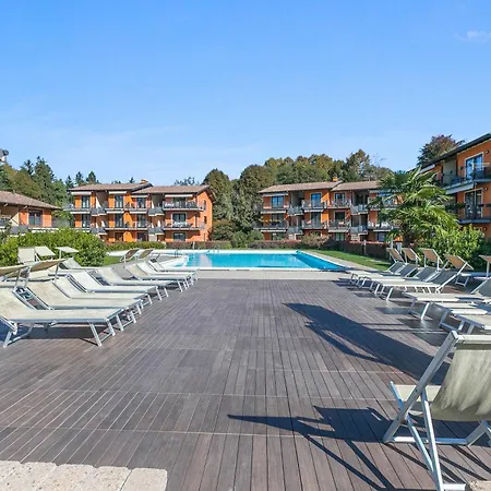 Apartment Blu Oltrelago Pool & - Happy *