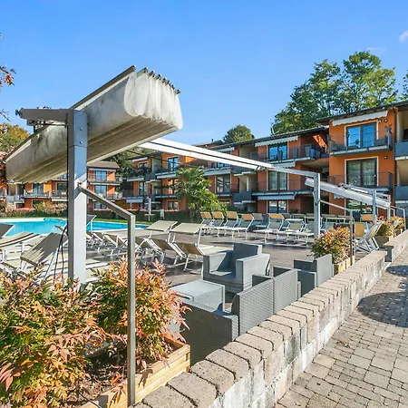 Apartman Blu Oltrelago: Leggiuno Lake Maggiore Apt W/ Shared Pool & Garden - Happy Rentals *