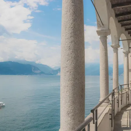 Blu Oltrelago: Leggiuno Lake Maggiore Apt W/ Shared Pool & Garden - Happy Rentals